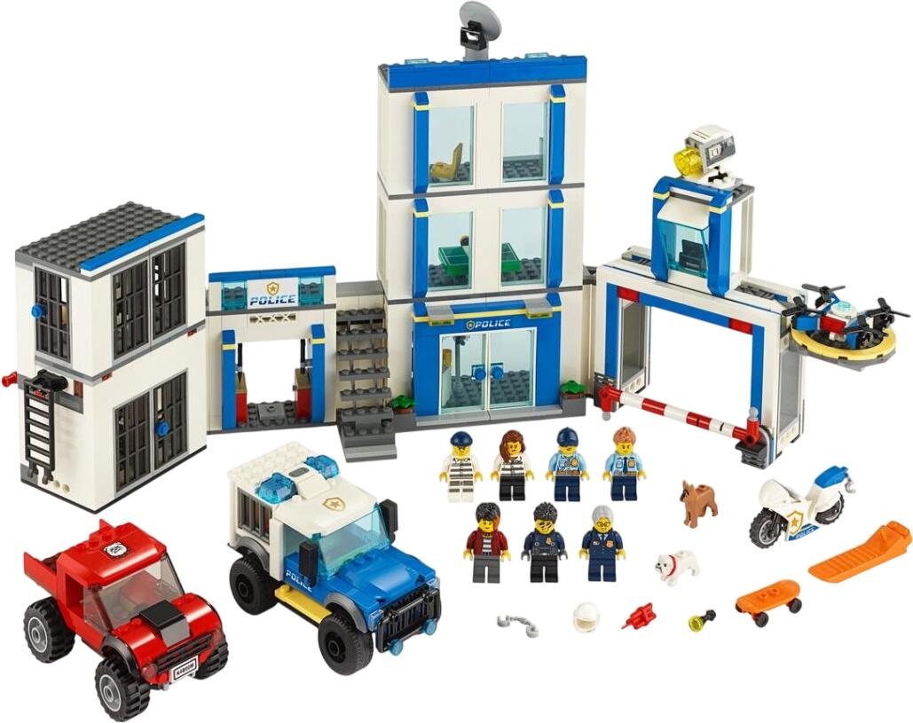 LEGO City Police Station (60246) LEGO City Police Station (60246)
