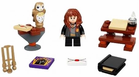 LEGO Harry Potter Hermione's Desk (30392) LEGO Harry Potter Hermione's Desk (30392)