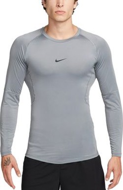 NIKE Pro Dri-FIT Fitness Long Sleeve Tight Fit Men NIKE Pro Dri-FIT Fitness Long Sleeve Tight Fit Men