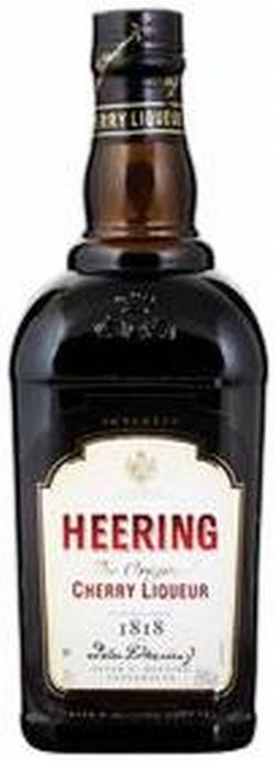 Heering Cherry liqueur 24% vol 0.7 l Heering Cherry liqueur 24% vol 0.7 l