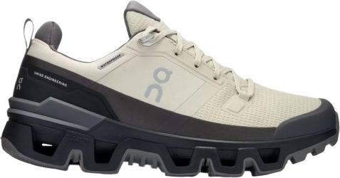 On Cloudwander Waterproof Women On Cloudwander Waterproof Women
