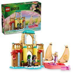 LEGO Wicked Glinda Elphaba and Nessarose at Shiz University (75681) LEGO Wicked Glinda Elphaba and Nessarose at Shiz University (75681)