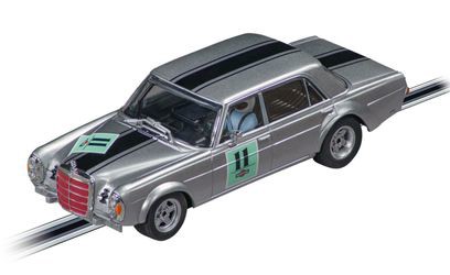 Carrera Digital 132 Mercedes-Benz 300 SEL 6.3 AMG Nations Cup 1970 No.11 (20031088) Carrera Digital 132 Mercedes-Benz 300 SEL 6.3 AMG Nations Cup 1970 No.11 (20031088)