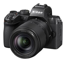 Nikon Z50II + 18-140 mm VR Nikon Z50II + 18-140 mm VR
