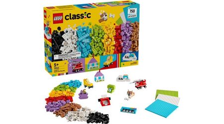 LEGO Classic creative set for building and playing (11044) LEGO Classic creative set for building and playing (11044)