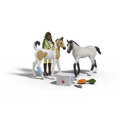 Schleich Horse Club - Sarah's First Aid Kit (42777) Schleich Horse Club - Sarah's First Aid Kit (42777)