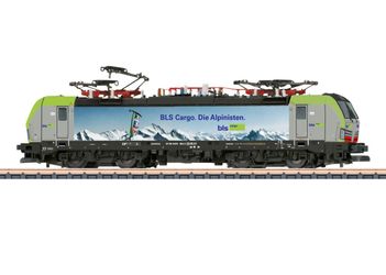 Märklin Electric locomotive class 475 (88236) Märklin Electric locomotive class 475 (88236)