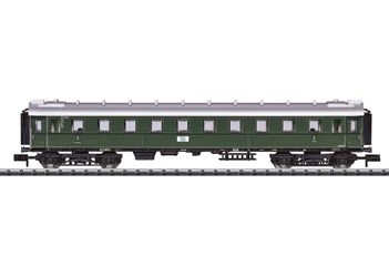 Minitrix Express train car 3rd class "D 96" (18487) Minitrix Express train car 3rd class "D 96" (18487)