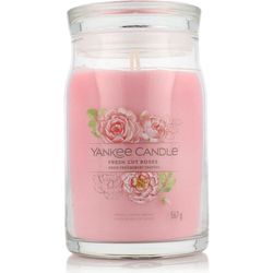 Yankee Candle Fresh Cut Roses scented candle 567 g Yankee Candle Fresh Cut Roses scented candle 567 g