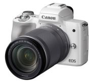 Canon EOS M50 with 18-150 mm lens Canon EOS M50 with 18-150 mm lens