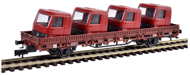 Kibri H0 Low-Sided Wagon with Driver Cabs Loaded (26253) Kibri H0 Low-Sided Wagon with Driver Cabs Loaded (26253)