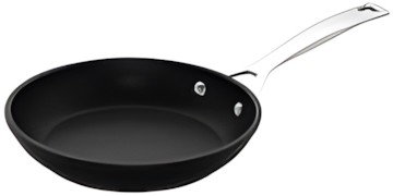 Le Creuset Aluminum frying pan flat 20 cm Le Creuset Aluminum frying pan flat 20 cm
