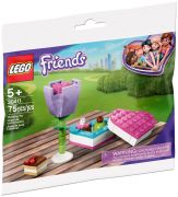 LEGO Friends Polybag Chocolate Box & Flower (30411) LEGO Friends Polybag Chocolate Box & Flower (30411)