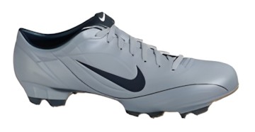 NIKE Mercurial Vapor II SG NIKE Mercurial Vapor II SG