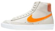 NIKE Blazer Mid 77 Women NIKE Blazer Mid 77 Women