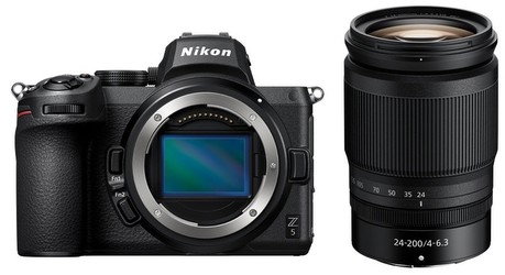 Nikon Z 5 + 24-200 mm Nikon Z 5 + 24-200 mm