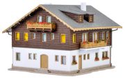 Vollmer N Sports Store with Interior and Lighting, Functional Building Set (47763) Vollmer N Sports Store with Interior and Lighting, Functional Building Set (47763)